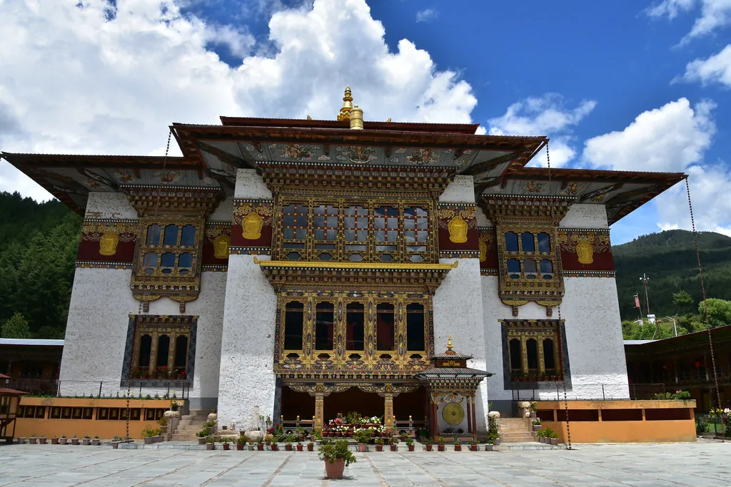 Kenchosum lhakhang bhutan