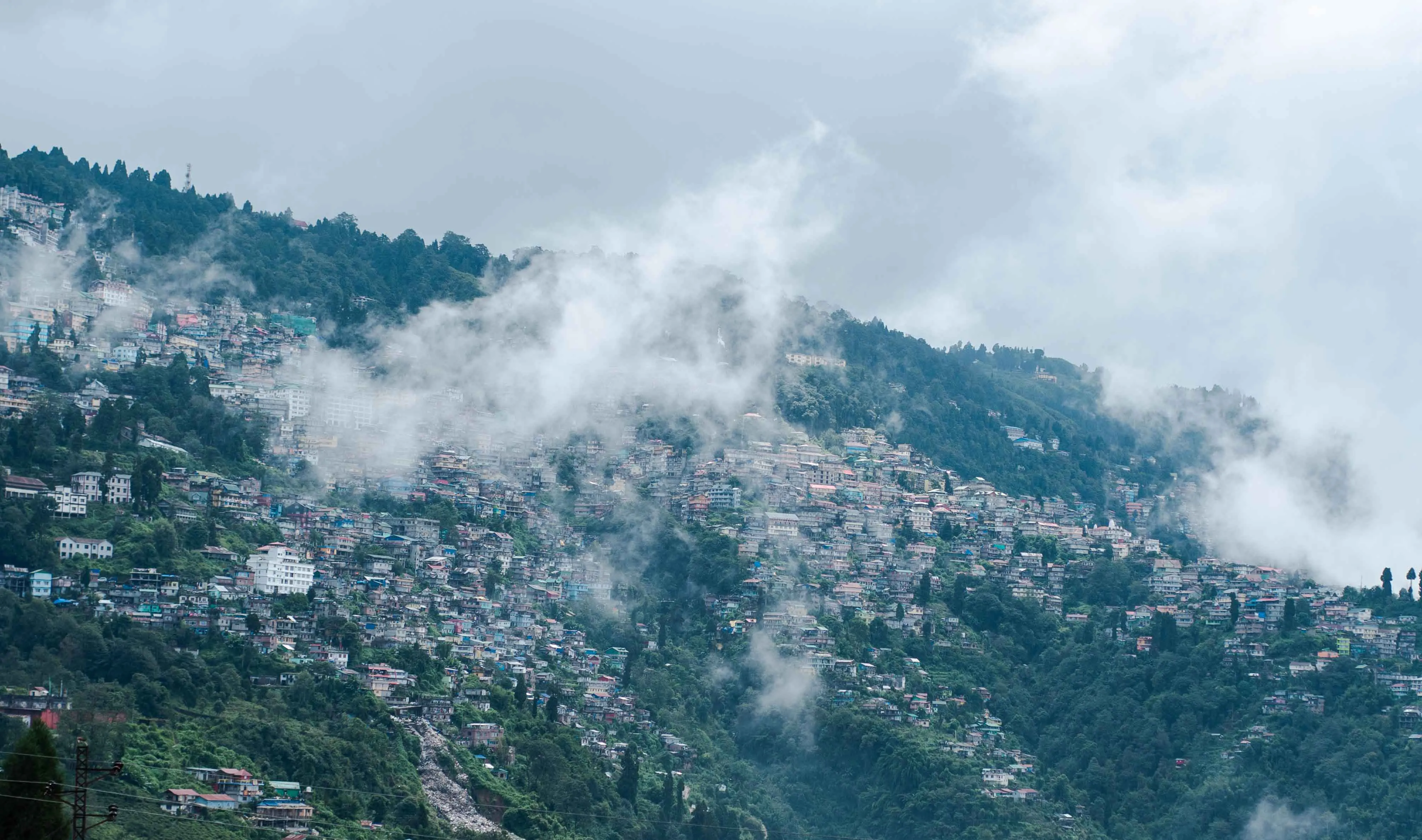 Darjeeling_tourist_Photo by_Claire_k