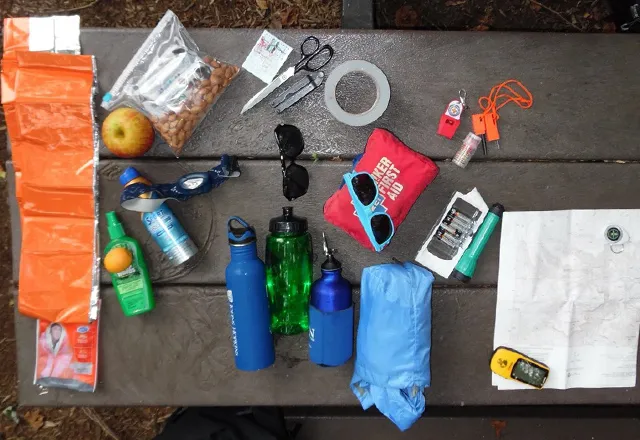 Backpacking_essentials