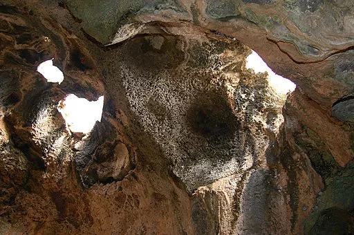 Salomi Cave 